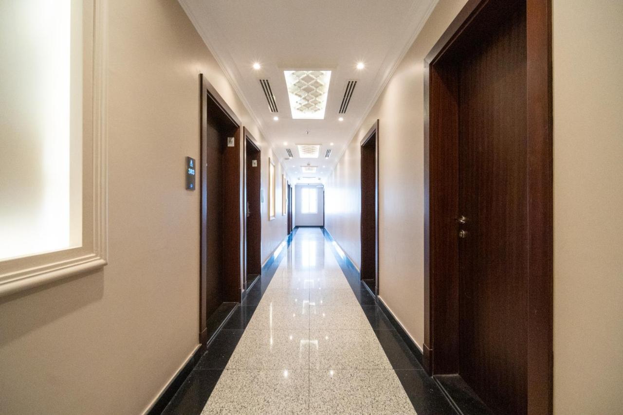Апартаменты Dyafa Luxury Эль-Хубар Экстерьер фото