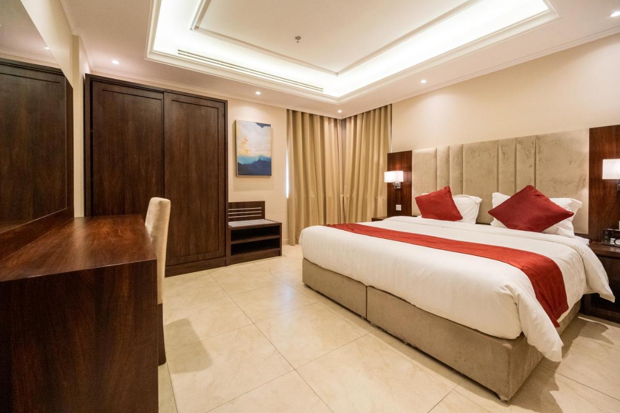 Апартаменты Dyafa Luxury Эль-Хубар Экстерьер фото