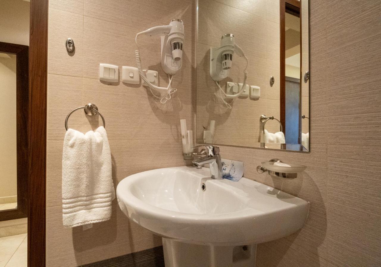 Апартаменты Dyafa Luxury Эль-Хубар Экстерьер фото