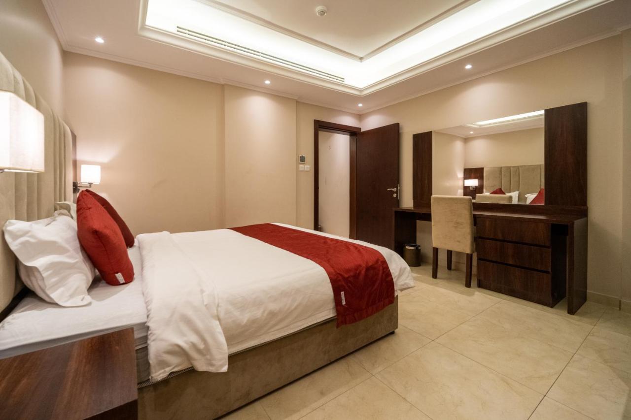 Апартаменты Dyafa Luxury Эль-Хубар Экстерьер фото