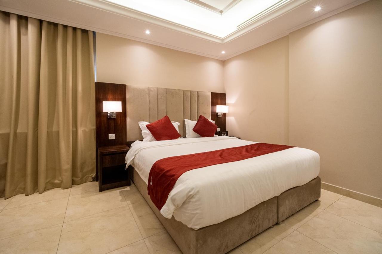 Апартаменты Dyafa Luxury Эль-Хубар Экстерьер фото